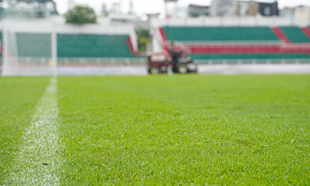 San-van-dong-thong-nhat (7).jpg