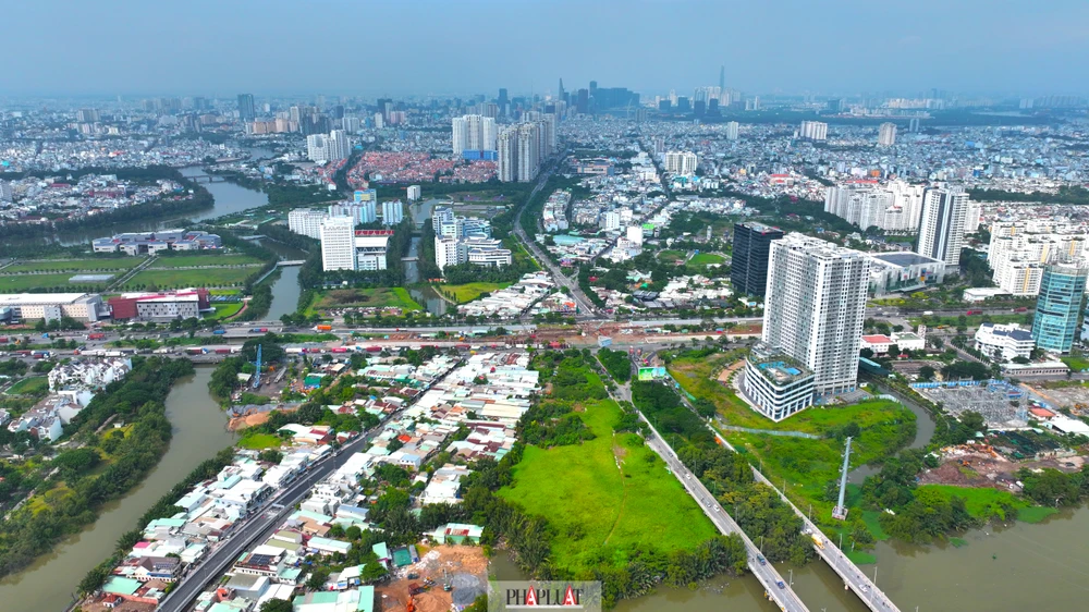 Cầu Rạch Đỉa mới sau khi hoàn thiện sẽ nối thẳng tuyến đường Lê Văn Lương vào Nguyễn Văn Linh là cầu nối huyết mạch, tăng tính kết nối của khu vực huyện Nhà Bè và quận 7, giúp giảm tải cho cầu Rạch Đỉa 2 trên đường Nguyễn Hữu Thọ vốn đã quá tải, thường xuyên ùn tắc vào giờ cao điểm.