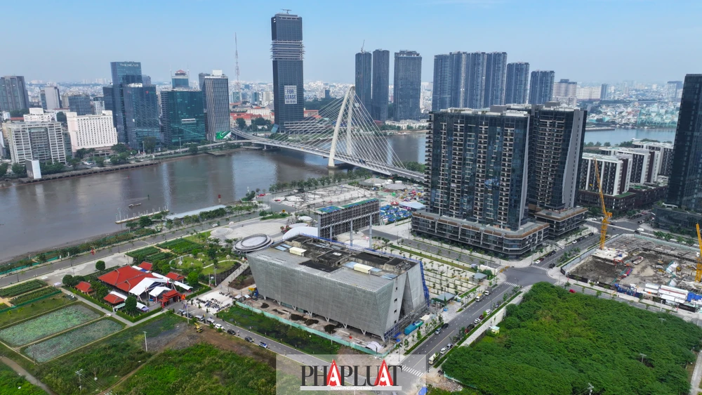 Trung tâm Triển lãm Quy hoạch TPHCM (1).jpg