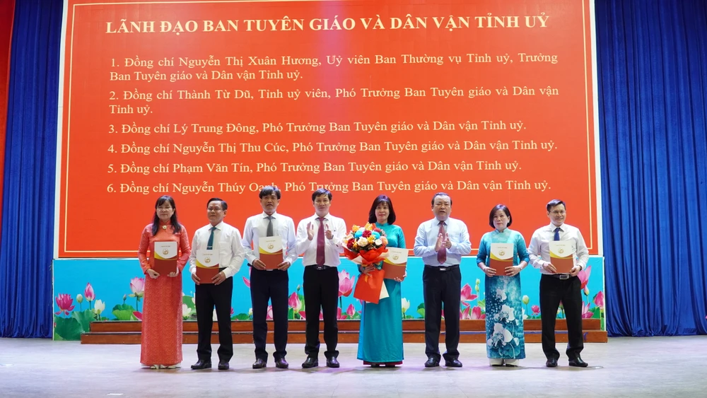 bổ nhiệm lãnh đạoJPG