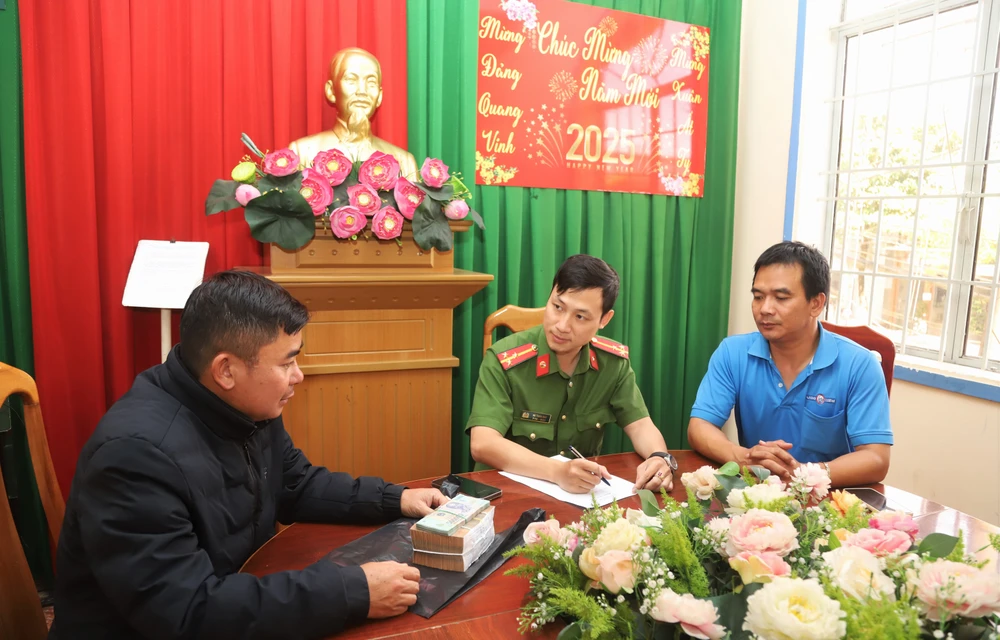 tài xế taxi (2).jpg