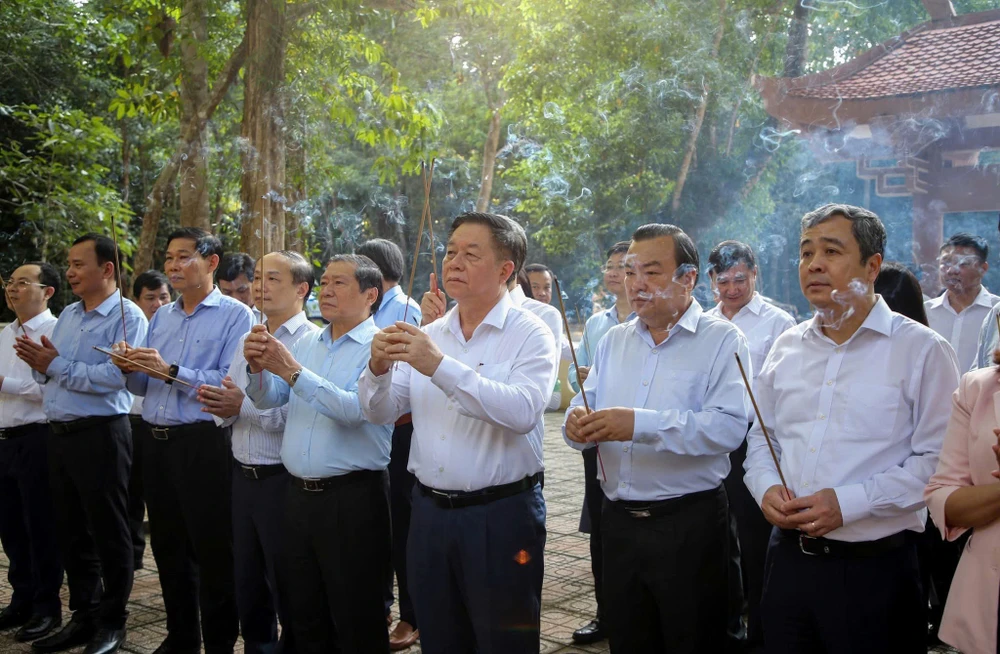 Ban Tuyên giáo.jpg