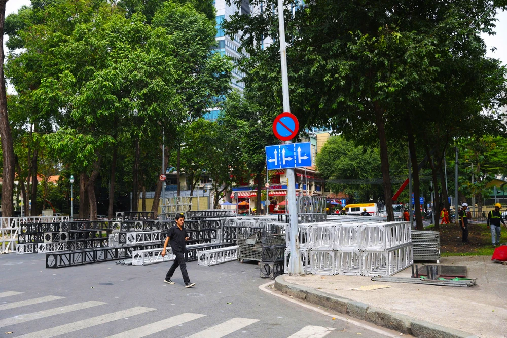 thi công khán đài (9).jpg