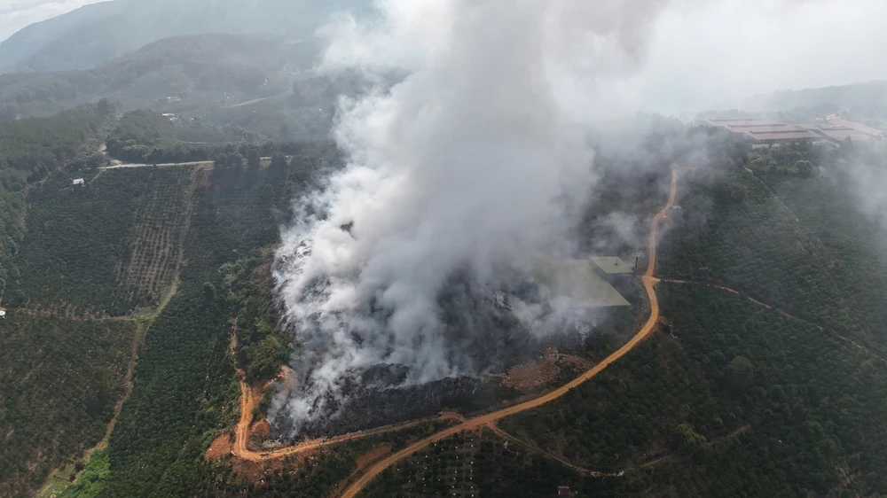 Bãi rác Gung Ré (3).jpg