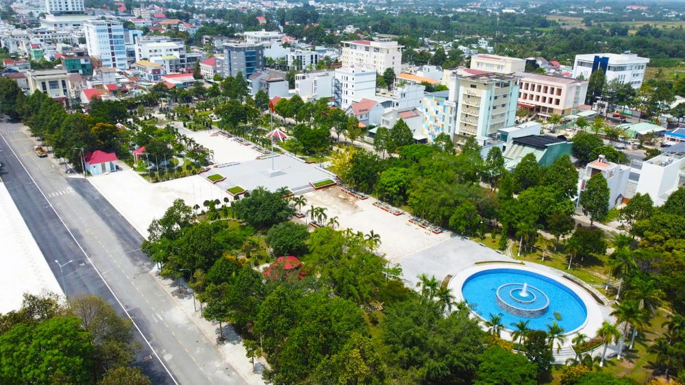 Sân vận động Tây Ninh (2).jpg