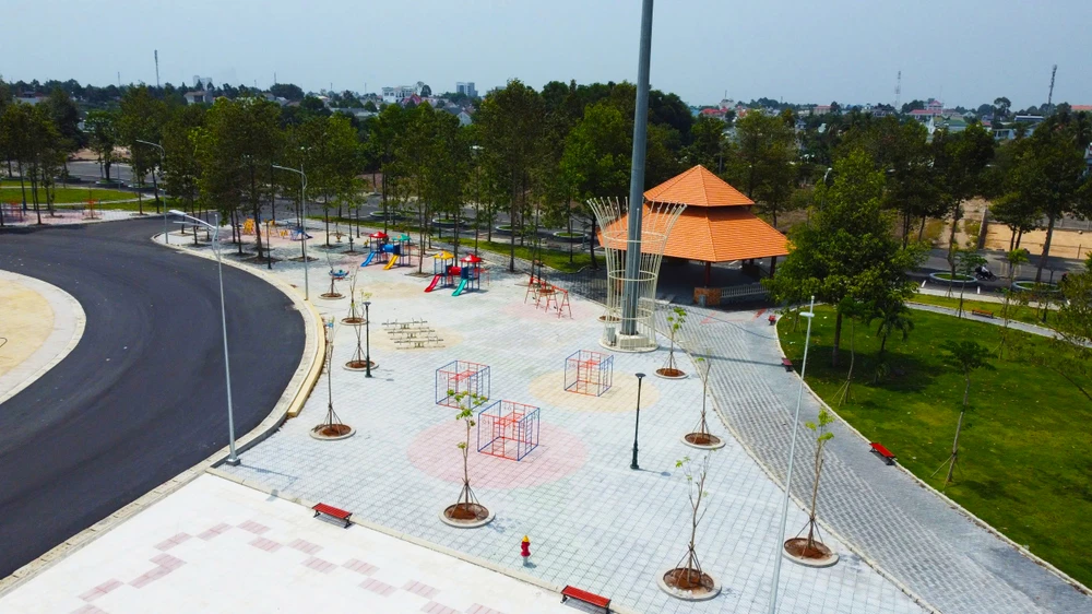 Sân vận động Tây Ninh (7).jpg