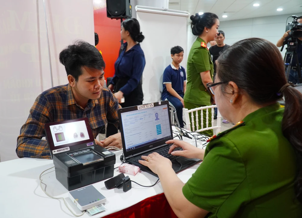 Metro số 1 (13).jpg