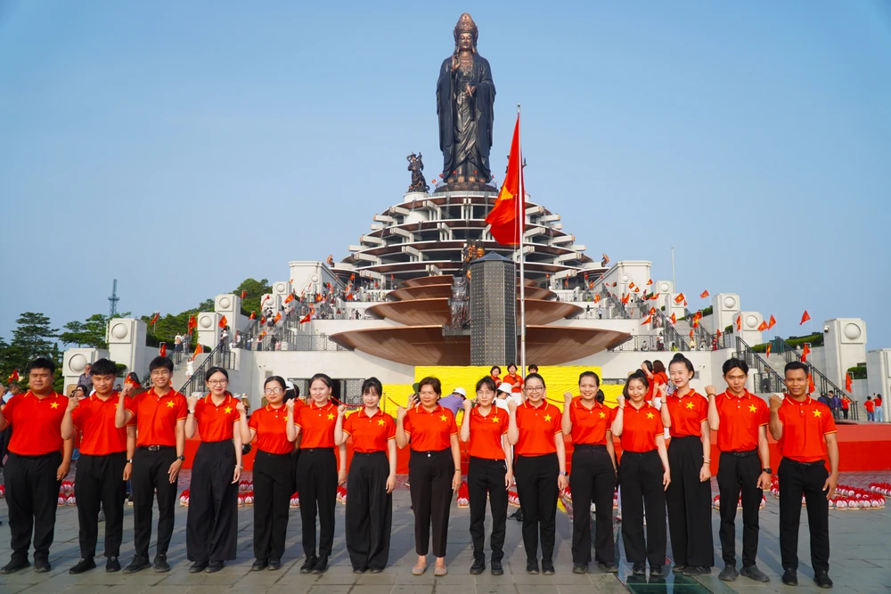 lễ thượng cờ (27).jpg