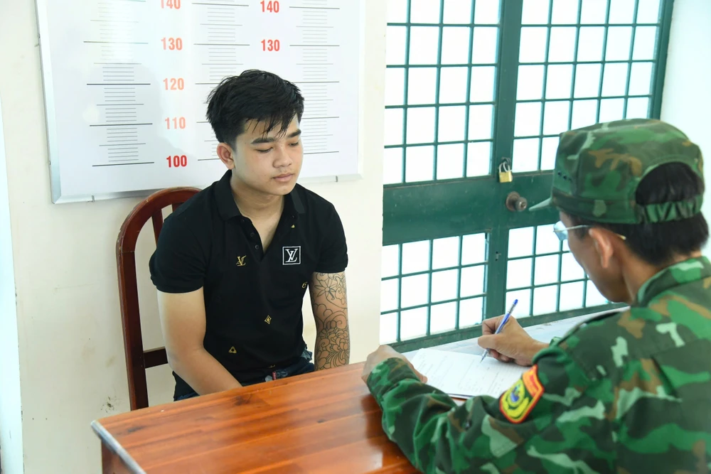 mua bán người (1).jpg