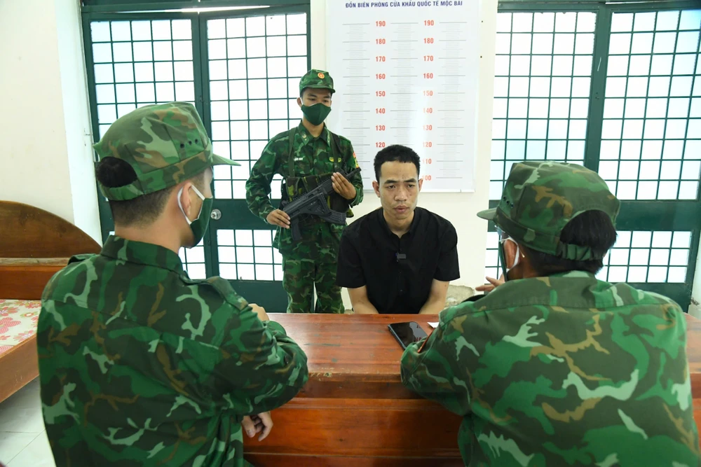 mua bán người (3).jpg