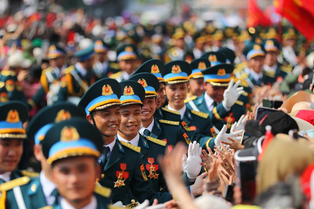 đoàn diễu binh (13).JPG