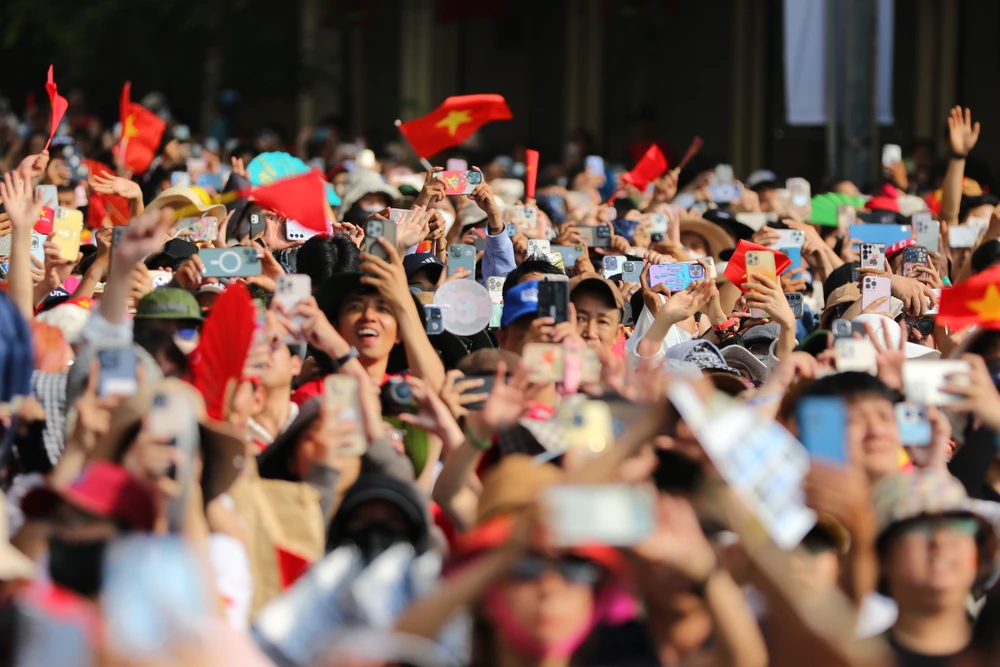 đoàn diễu binh (27).JPG