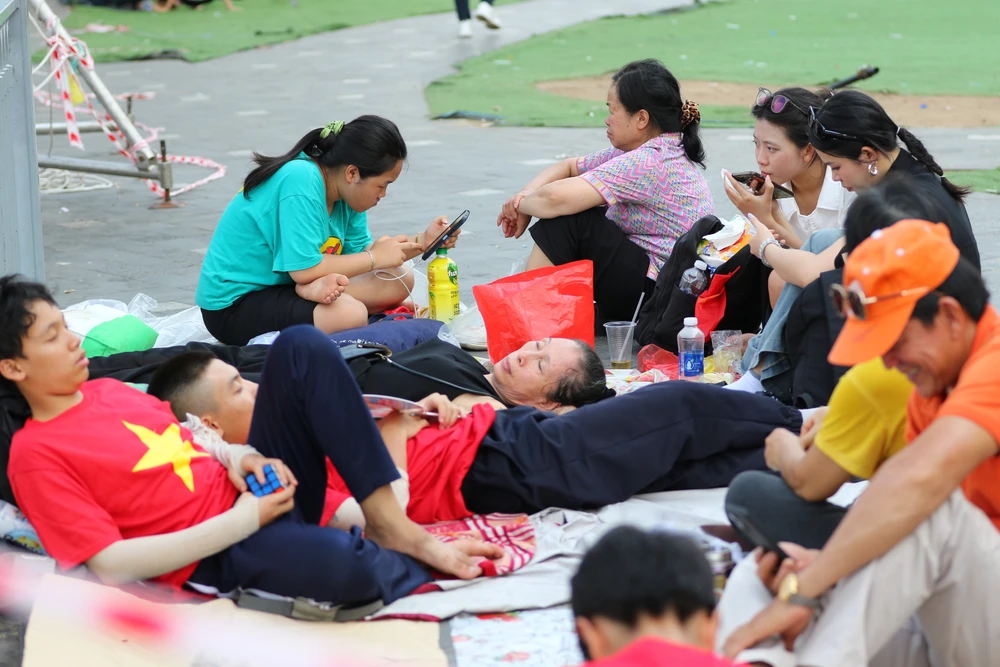 pháo hoa tối 30-4 (6).JPG