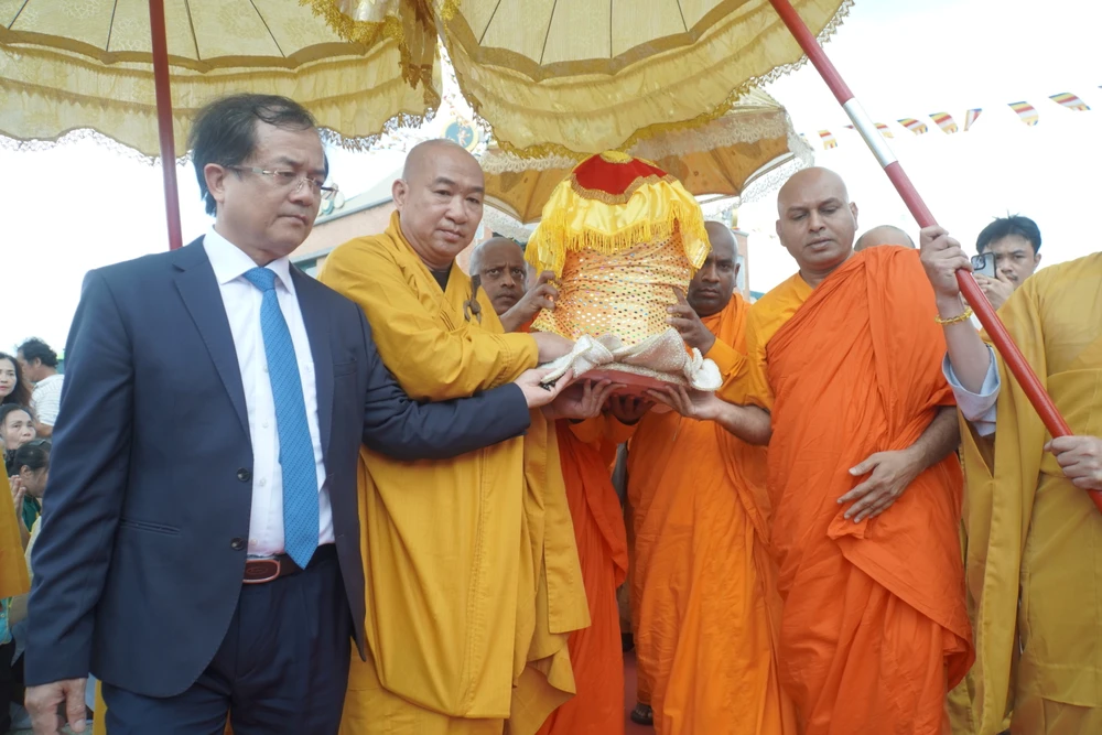 xá lợi Đức Phật (13).JPG