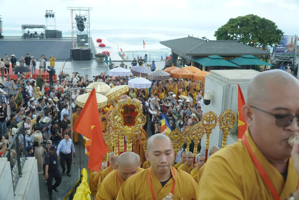 xá lợi Đức Phật (15).JPG