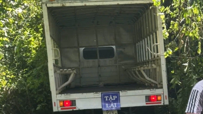 xe tải tập lái -2.jpg