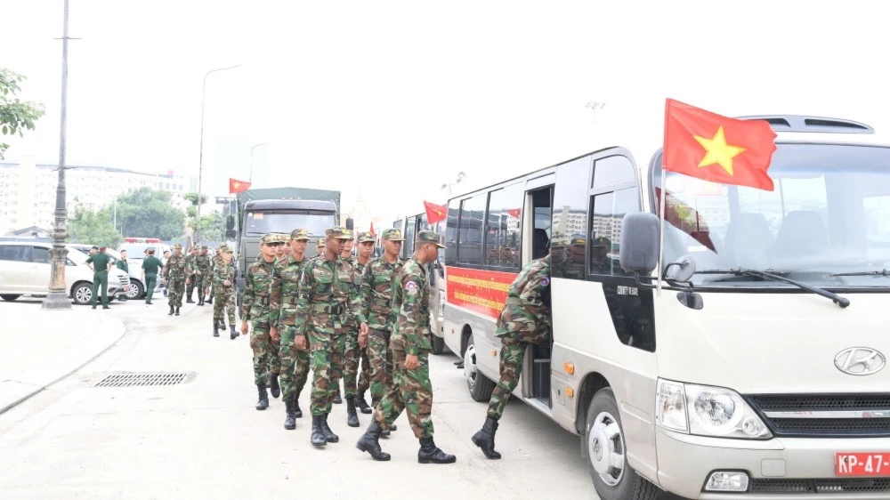 Quân đội Hoàng gia Campuchia .jpg