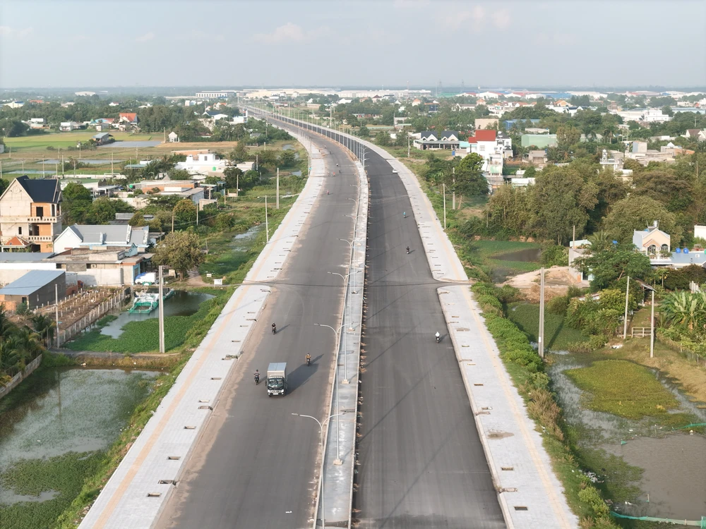 đường tỉnh 823D-2.JPG