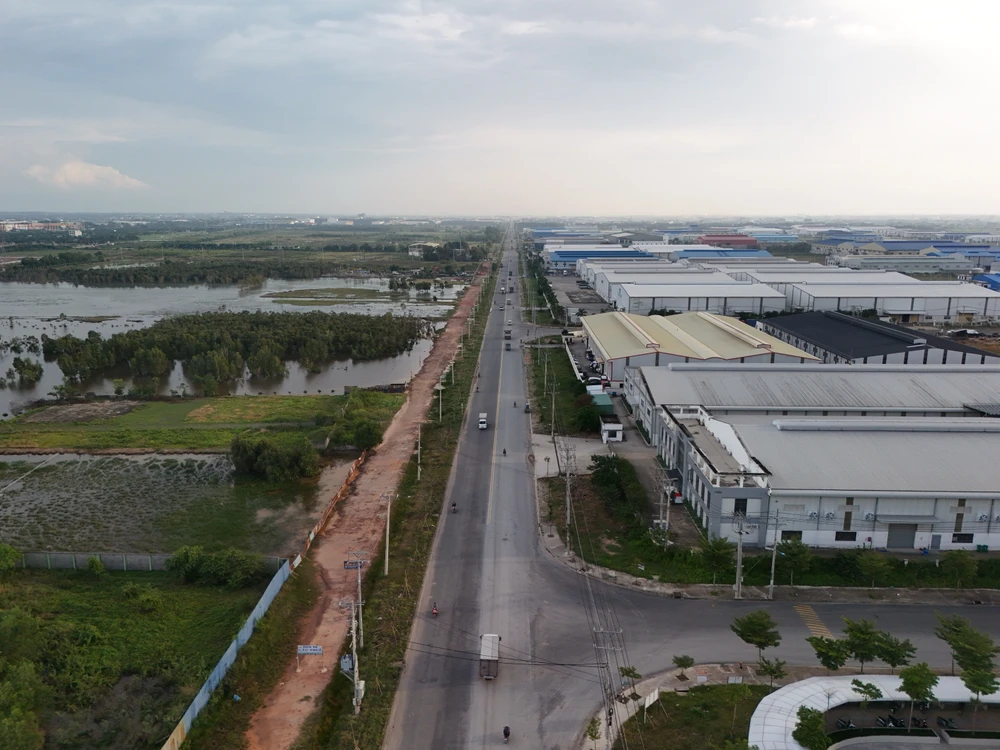 đường tỉnh 823D-31.JPG