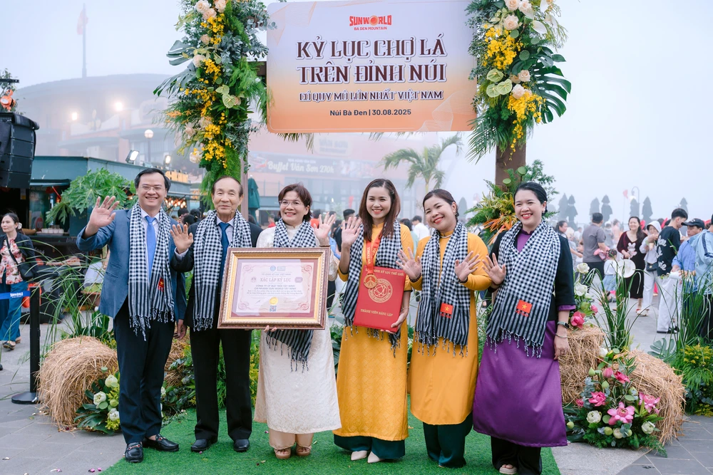 Núi bà đen-6.jpeg