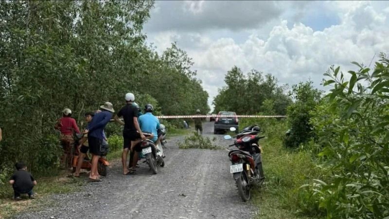 sát hại cô gái.jpg