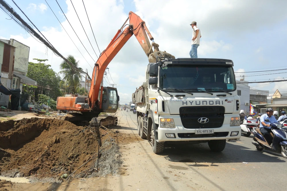 quốc lộ 50-12.jpg