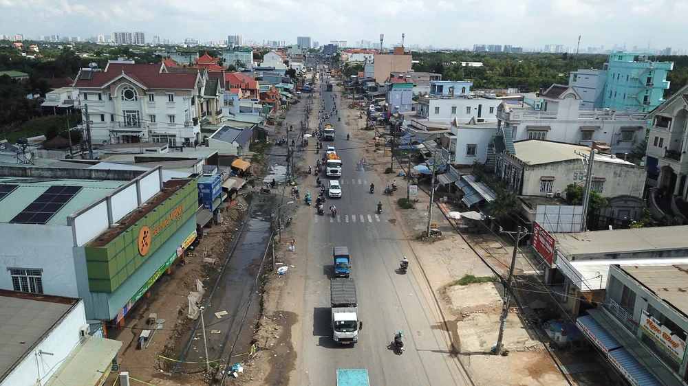 quốc lộ 50-17.jpg