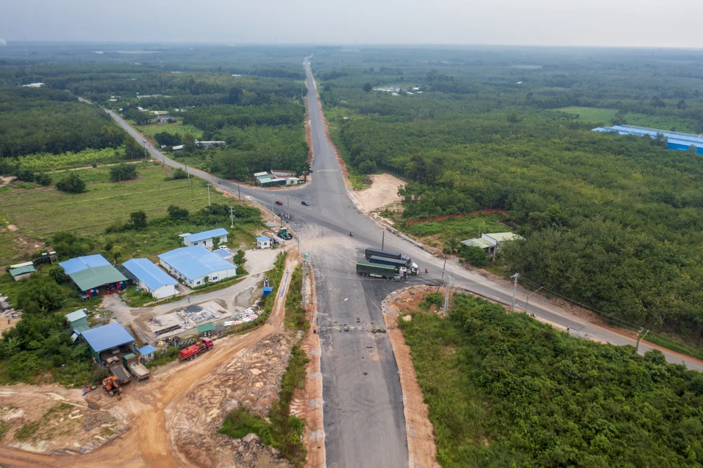 đường hồ chí minh-16.jpg