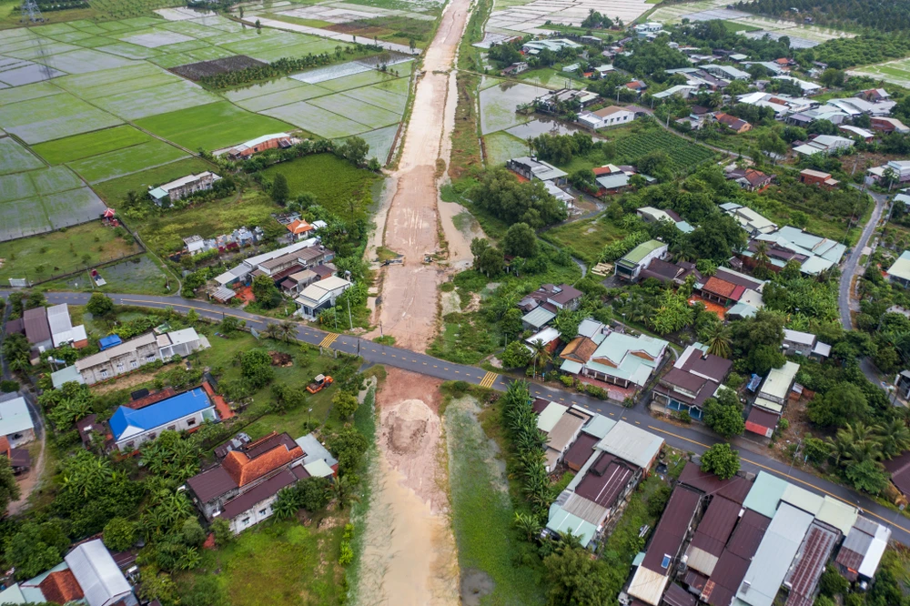 đường hồ chí minh-7.jpg