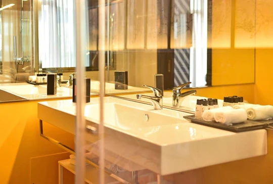 Chiêm ngưỡng khách sạn do Cristiano Ronaldo làm chủ - Ảnh 8.