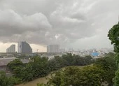 Mưa dông xuất hiện nhiều nơi ở TP.HCM