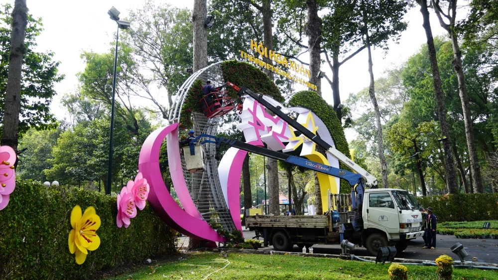 Cổng chào hội hoa xuân