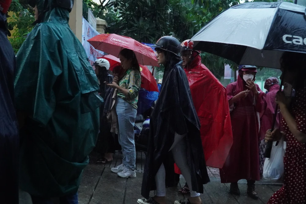 Mưa lớn ở khu vực quận 1, TP.HCM. Ảnh: NV