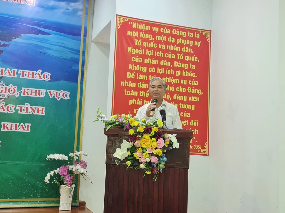 Ông Ngô Minh Châu, Phó chủ tịch UBND TP.HCM phát biểu tại hội nghị. Ảnh: NC