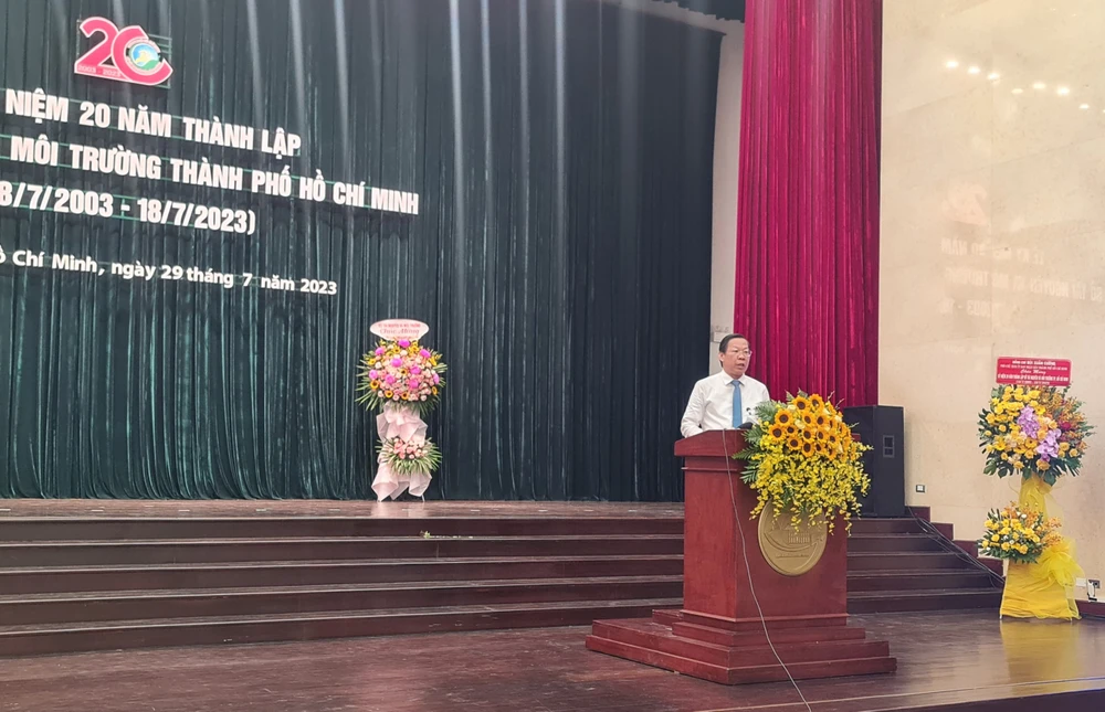 Chủ tịch UBND TP.HCM Phan Văn Mãi phát biểu tại lễ kỷ niệm. Ảnh: NC