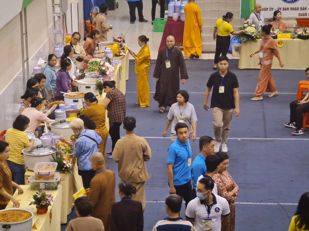 ngay hoi buffe chay_hinh1.jpg