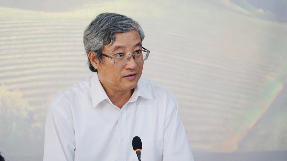 binh an - vien pho.jpg