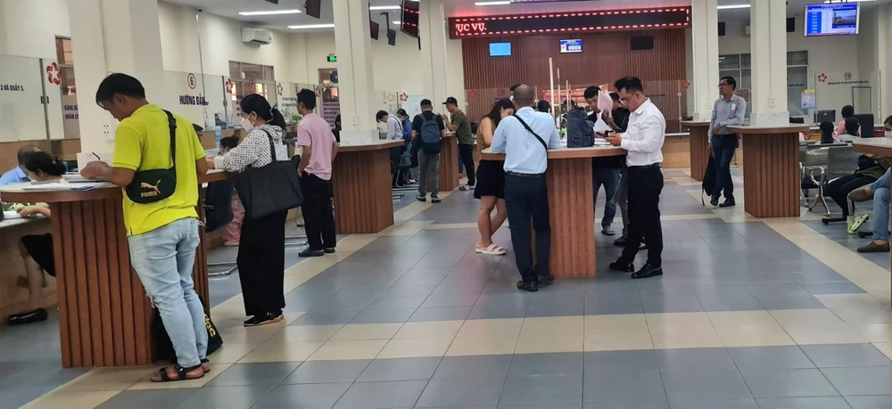 Sở TN&MT TP.HCM nói gì về việc chậm trễ thủ tục khi điều chỉnh Bảng giá đất?