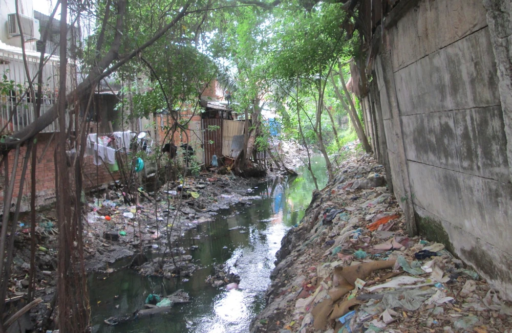 công trình khu vực đầm sen 2.jpg