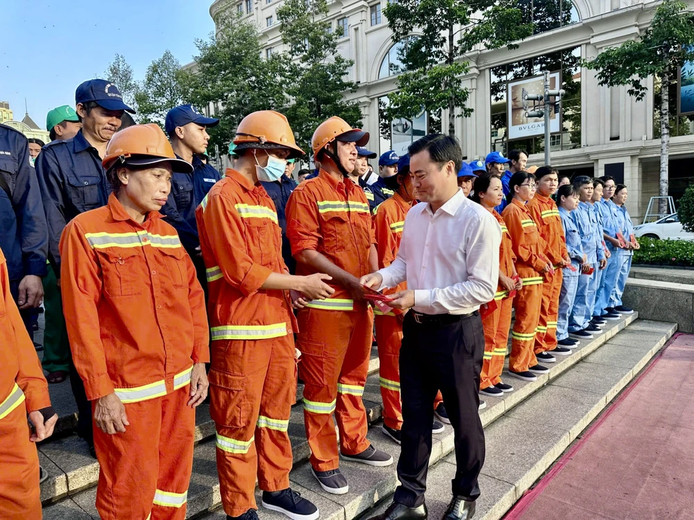 vệ sinh môi trường 1.jpg