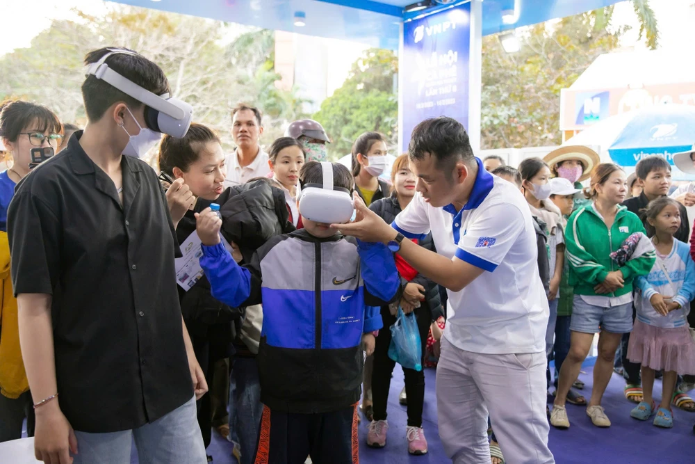 Trải nghiệm nhiều hoạt động của VNPT tại Lễ hội Cà phê Buôn Ma Thuột 2025