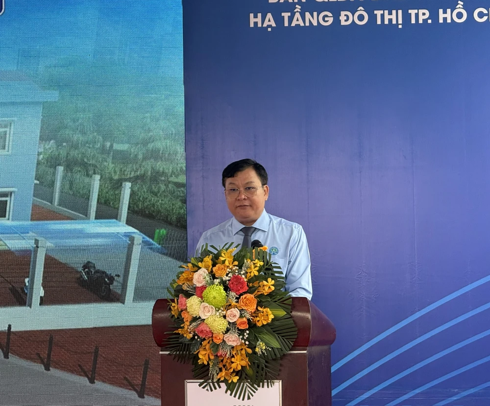 cống ngăn triều 5.jpg