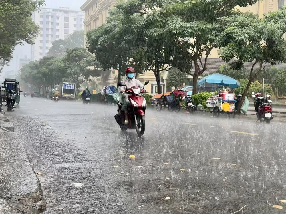 Mưa trái mùa có xu hướng gia tăng ở TP.HCM và các tỉnh Nam Bộ