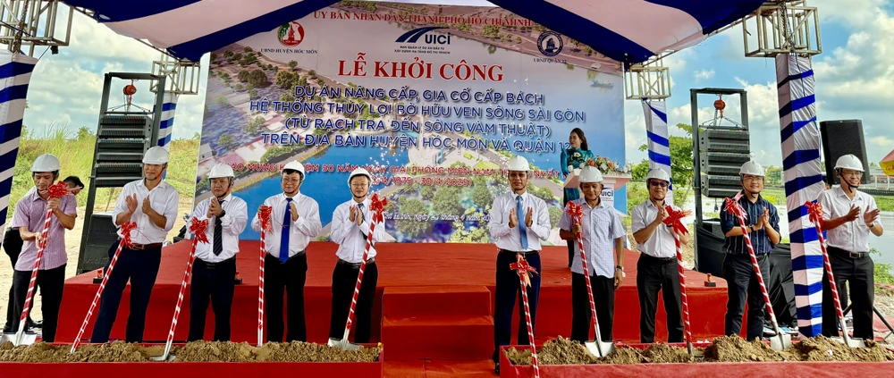 TP.HCM thực hiện sửa chữa và nâng cấp nhiều hạng mục ven sông Sài Gòn