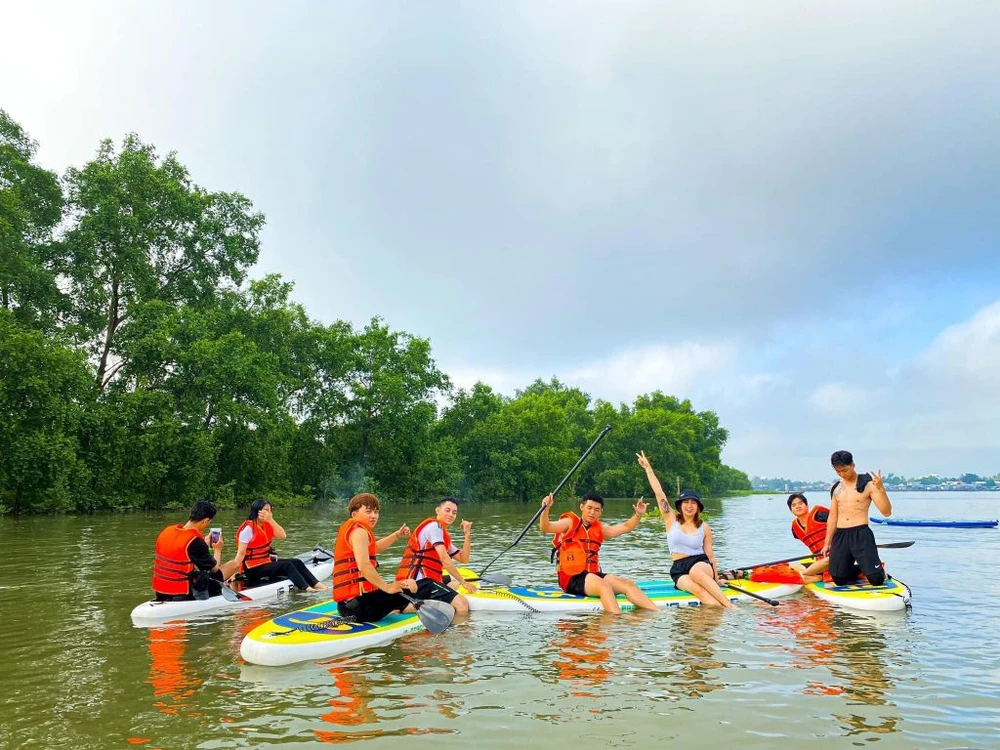 huyện bình chánh chèo sub 1 (13).jpg