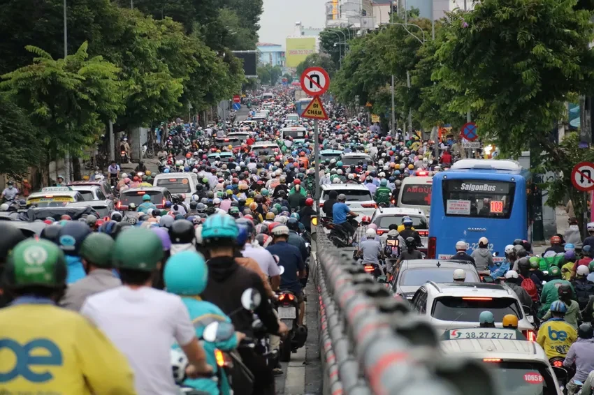 TP.HCM sẽ vận động nhiều nguồn lực để kiểm soát khí thải xe gắn máy