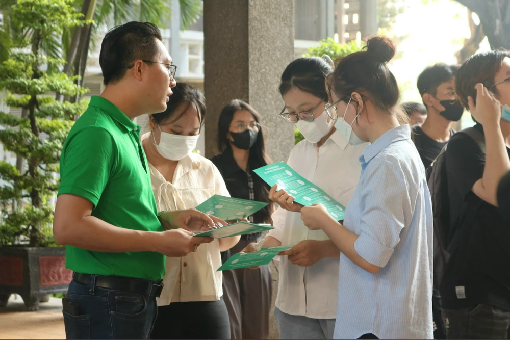 ngành điều dưỡng 1.jpg