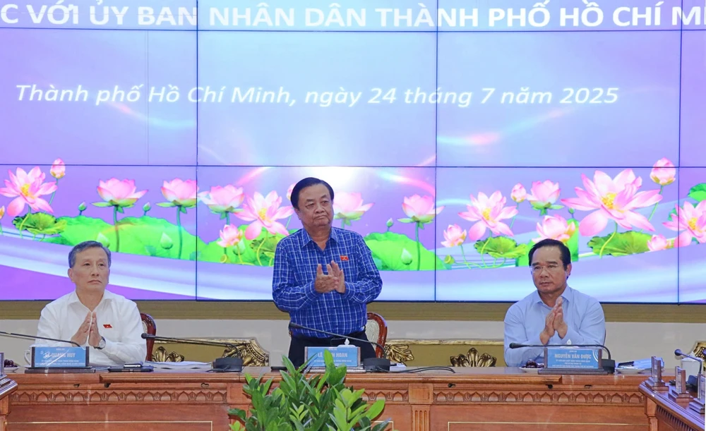 TP.HCM gặp khó khi chuyển đổi công nghệ đốt rác phát điện