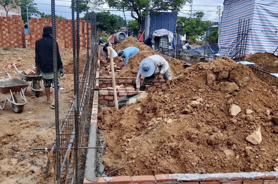 TP.HCM sẽ thông tin cụ thể, công khai, đầy đủ các quy định về điều kiện, trường hợp được miễn giấy phép xây dựng. Ảnh: NC