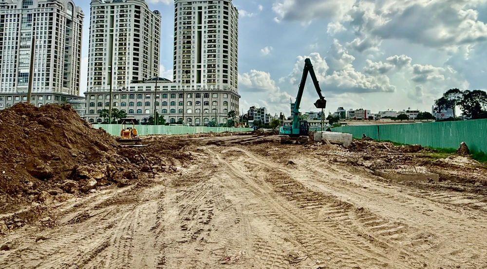 TP.HCM kiến nghị tháo gỡ vướng mắc để giải quyết tình trạng đóng băng của hàng trăm dự án